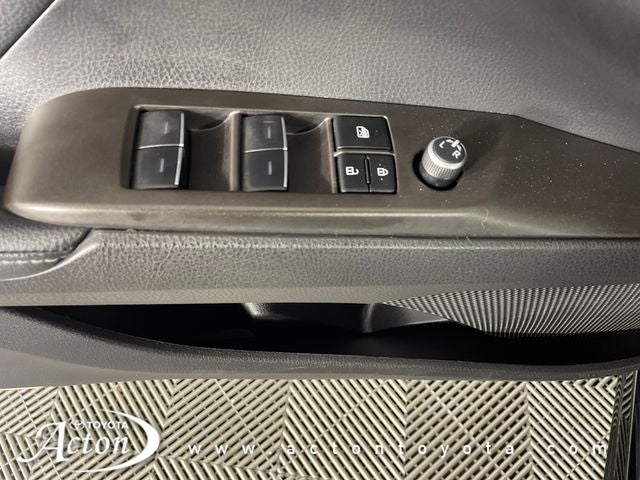2023 Toyota Camry Hybrid XSE
