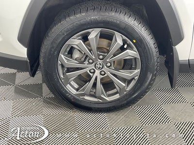 2024 Toyota RAV4 HYBRID XLE Premium
