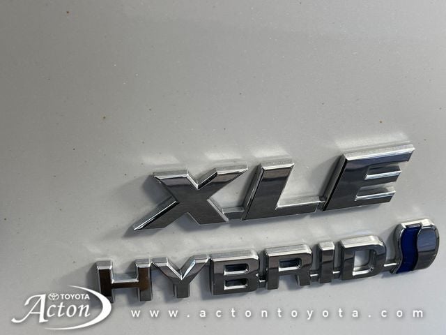 2024 Toyota RAV4 HYBRID XLE Premium
