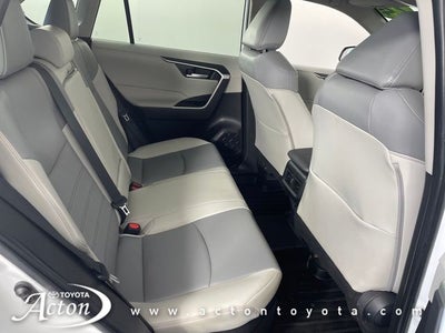2024 Toyota RAV4 HYBRID XLE Premium