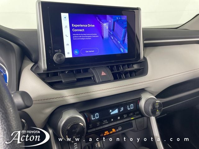 2025 Toyota RAV4 XLE - Photo 26