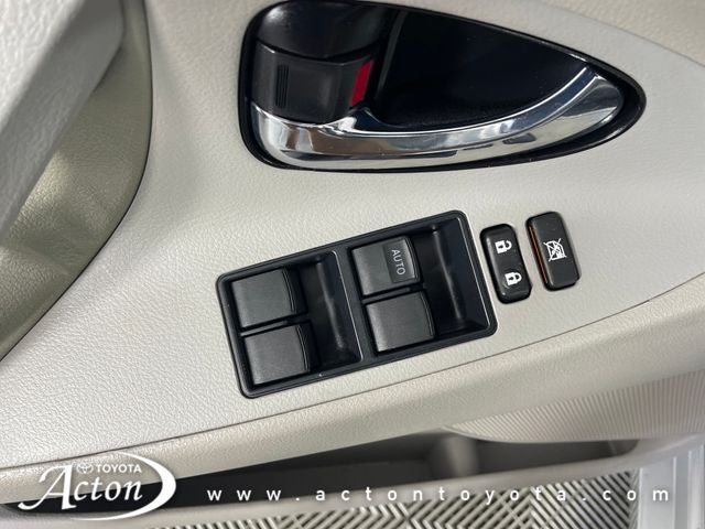 2009 Toyota CAMRY LE
