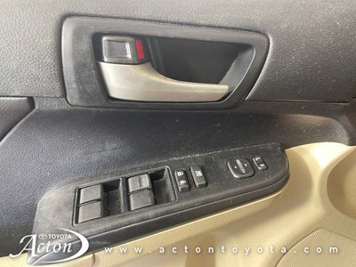 2014 Toyota CAMRY LE