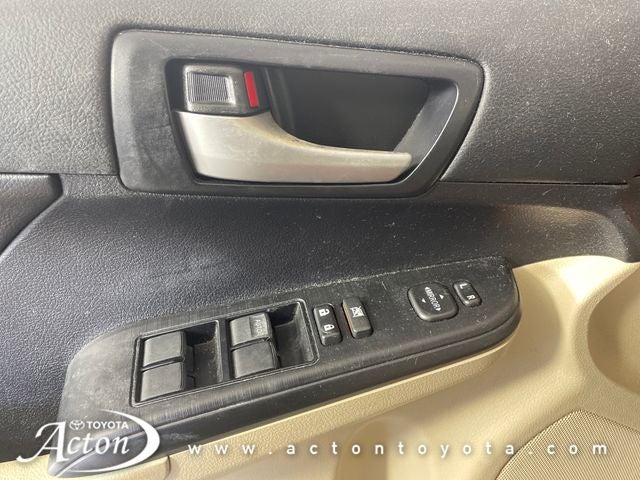 2014 Toyota CAMRY LE