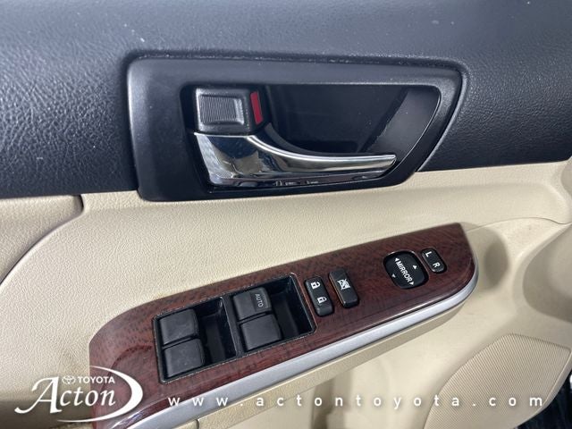 2012 Toyota CAMRY XLE