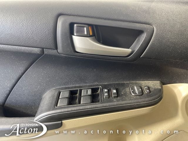2012 Toyota CAMRY LE