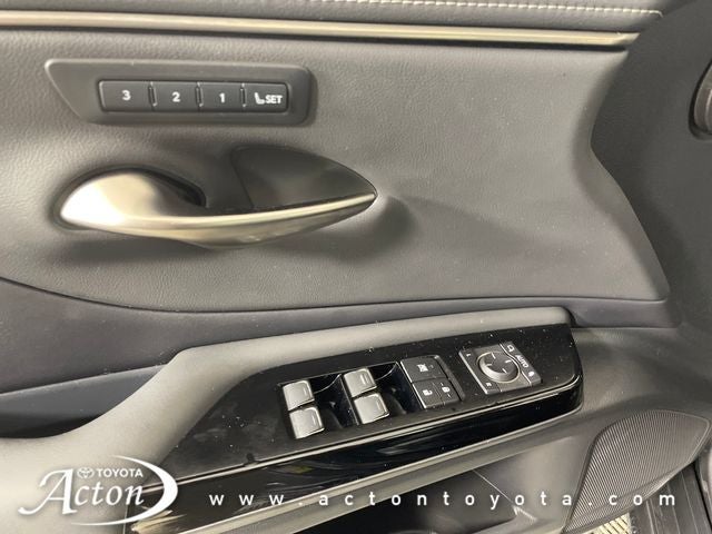 2022 Lexus ES 350