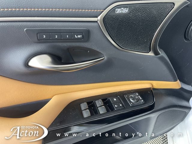 2025 Lexus ES 350 Ultra Luxury