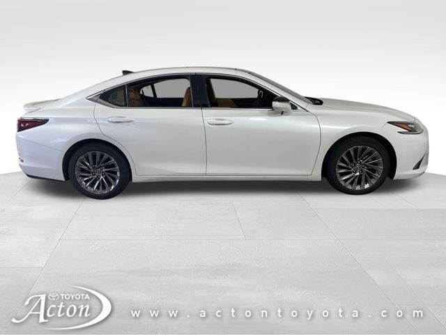 2025 Lexus ES 350 Ultra Luxury