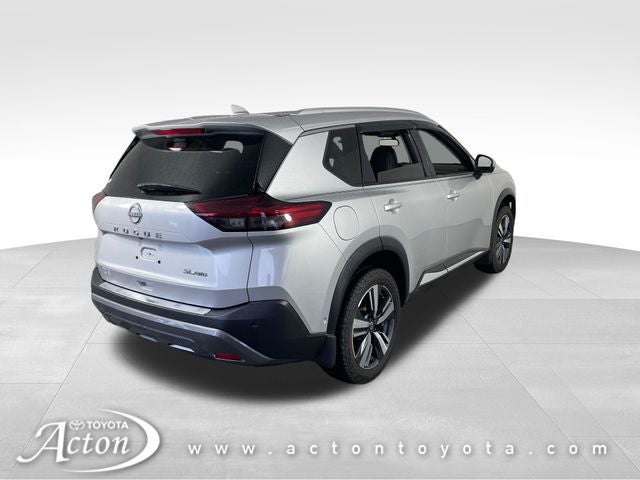 2022 Nissan Rogue SL