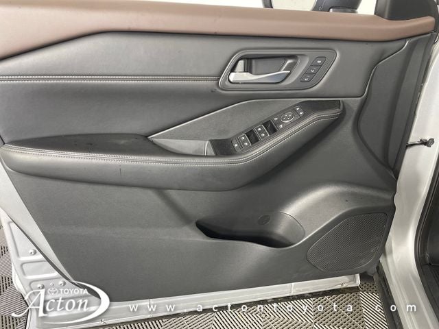 2022 Nissan Rogue SL
