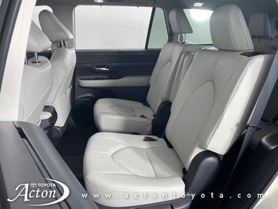 2024 Toyota GRAND HIGHLANDER XLE