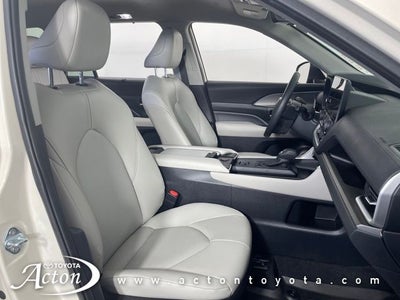 2024 Toyota GRAND HIGHLANDER XLE