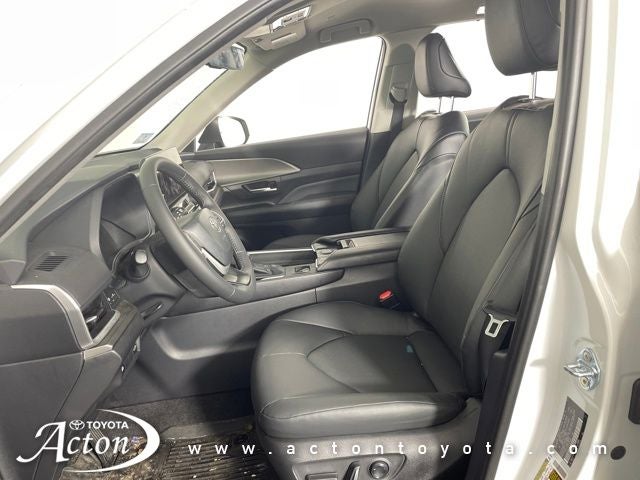 2024 Toyota GRAND HIGHLANDER HV XLE