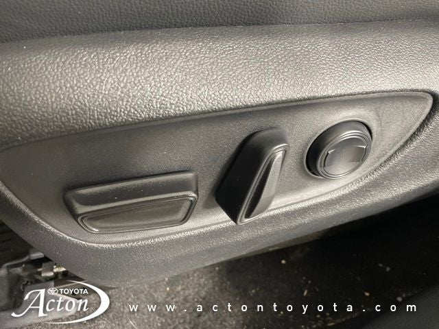 2024 Toyota GRAND HIGHLANDER HV XLE