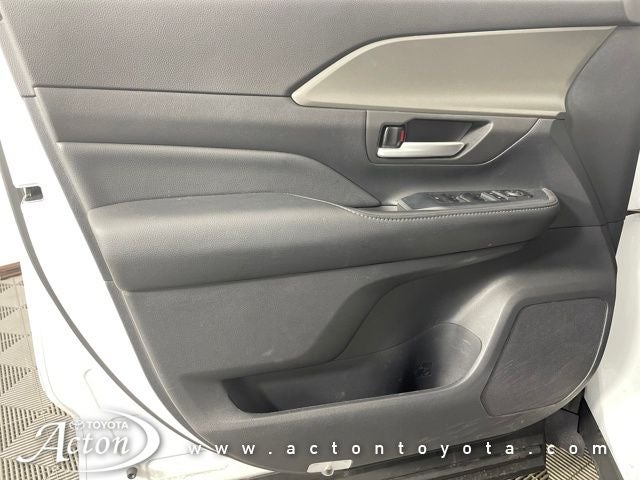 2024 Toyota GRAND HIGHLANDER HV XLE