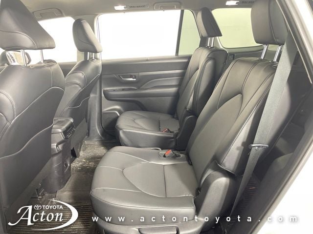 2024 Toyota GRAND HIGHLANDER HV XLE