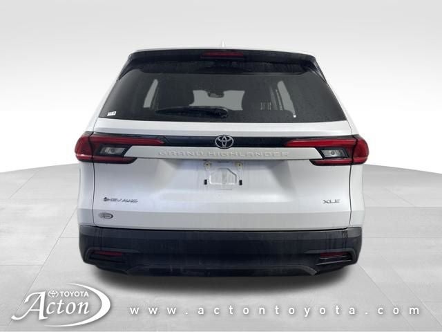 2024 Toyota GRAND HIGHLANDER HV XLE