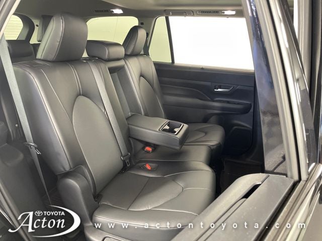 2025 Toyota Grand Highlander Hybrid XLE