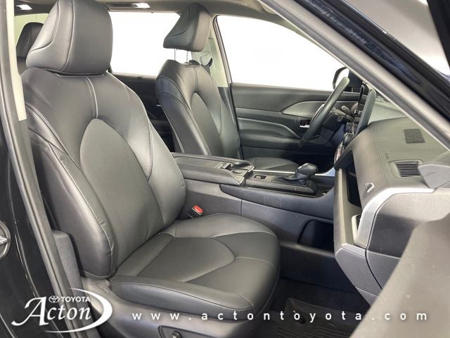 2025 Toyota Grand Highlander Hybrid XLE