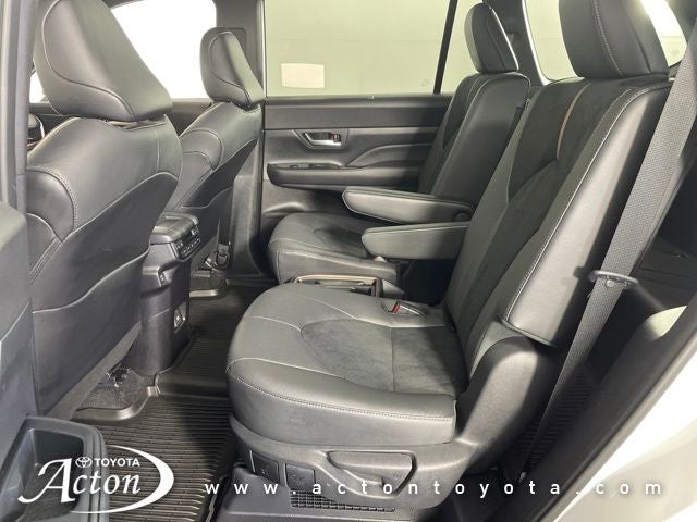 2024 Toyota GRAND HIGHLANDER HV MAX Platinum