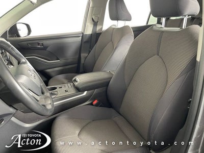 2022 Toyota Highlander Hybrid LE