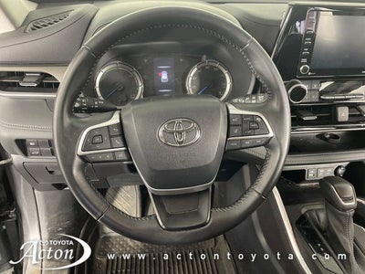 2022 Toyota Highlander Hybrid LE