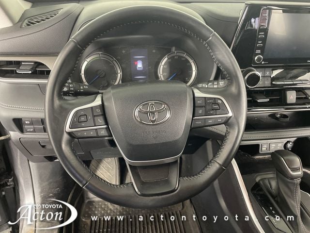 2022 Toyota Highlander Hybrid LE