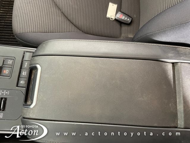 2022 Toyota Highlander Hybrid LE