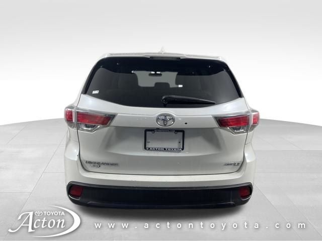 2016 Toyota HIGHLANDER LE Plus V6