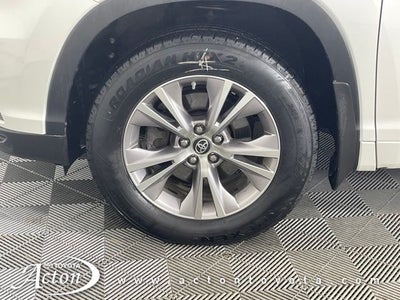 2016 Toyota HIGHLANDER LE Plus V6