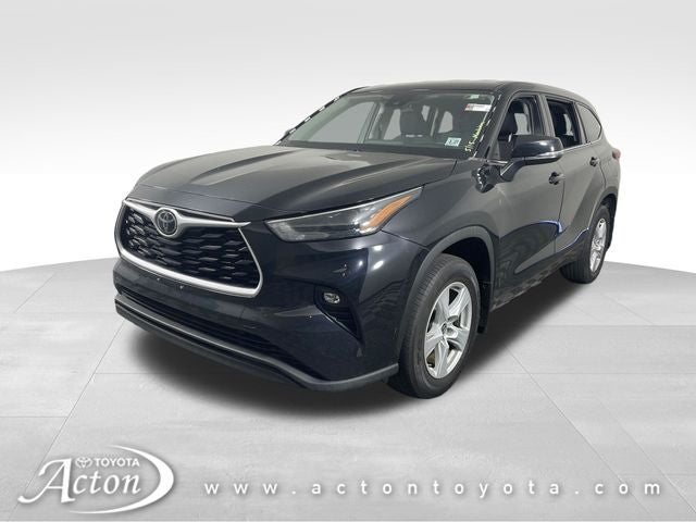 2022 Toyota HIGHLANDER LE