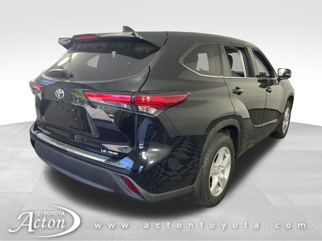 2022 Toyota HIGHLANDER LE