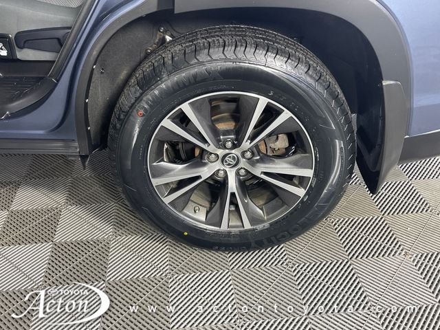 2018 Toyota HIGHLANDER LE