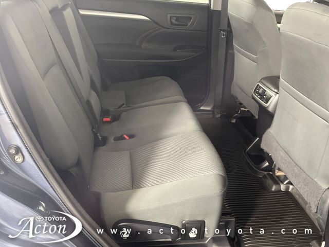 2018 Toyota HIGHLANDER LE