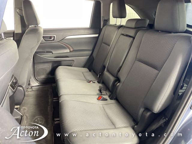 2018 Toyota HIGHLANDER LE