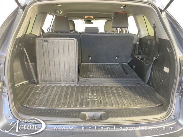 2018 Toyota HIGHLANDER LE