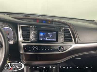 2018 Toyota HIGHLANDER LE