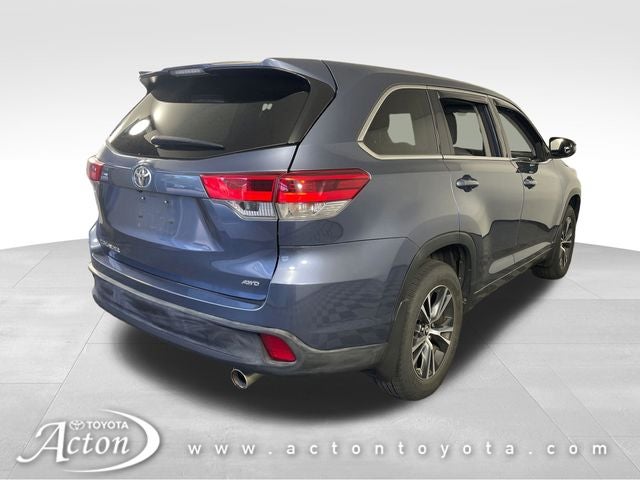 2018 Toyota HIGHLANDER LE
