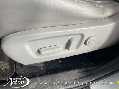 2019 Toyota HIGHLANDER LE Plus