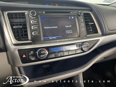 2019 Toyota HIGHLANDER LE Plus