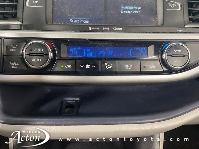 2019 Toyota HIGHLANDER LE Plus