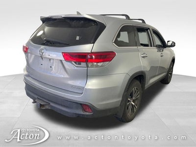 2019 Toyota HIGHLANDER LE Plus