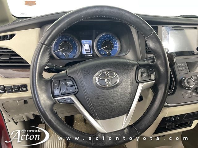 2016 Toyota Sienna XLE Premium 7 Passenger