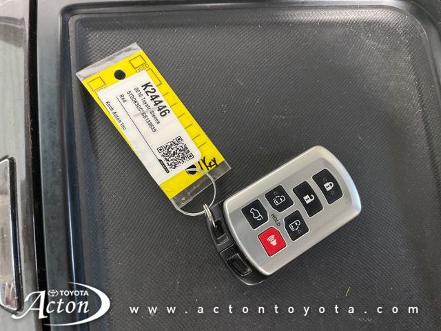 2016 Toyota Sienna XLE Premium 7 Passenger