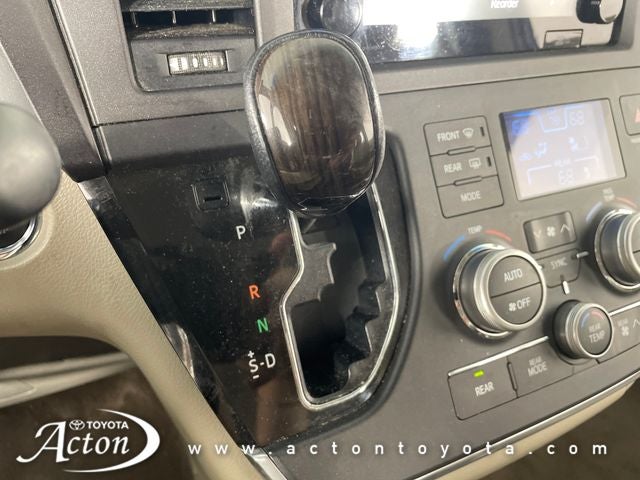 2016 Toyota Sienna XLE Premium 7 Passenger