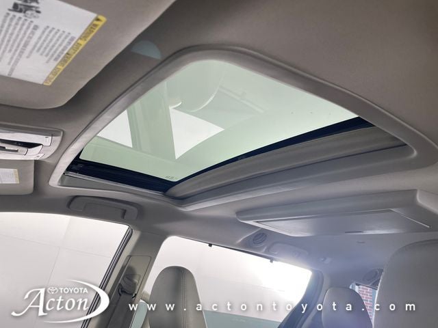 2016 Toyota Sienna XLE Premium 7 Passenger