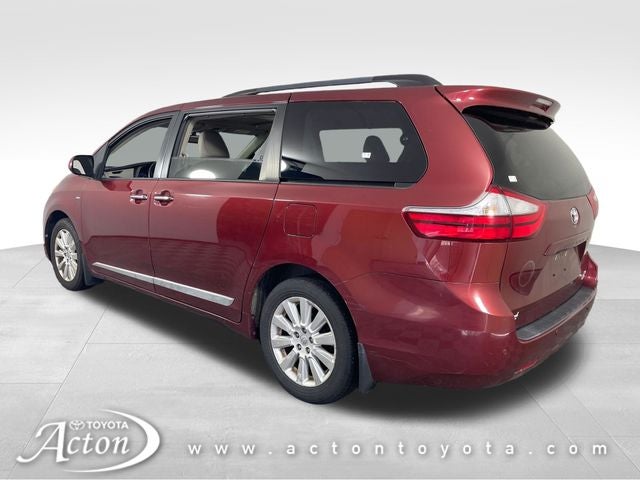 2016 Toyota Sienna XLE Premium 7 Passenger