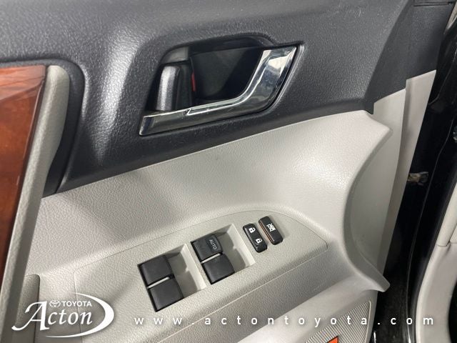 2011 Toyota HIGHLANDER LTD Limited