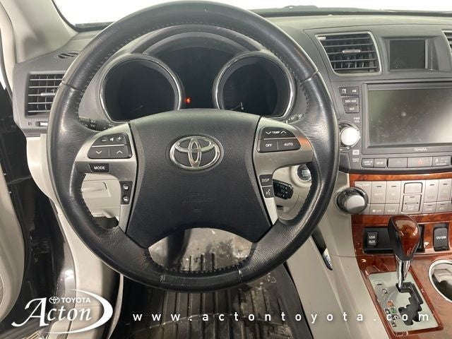 2011 Toyota HIGHLANDER LTD Limited